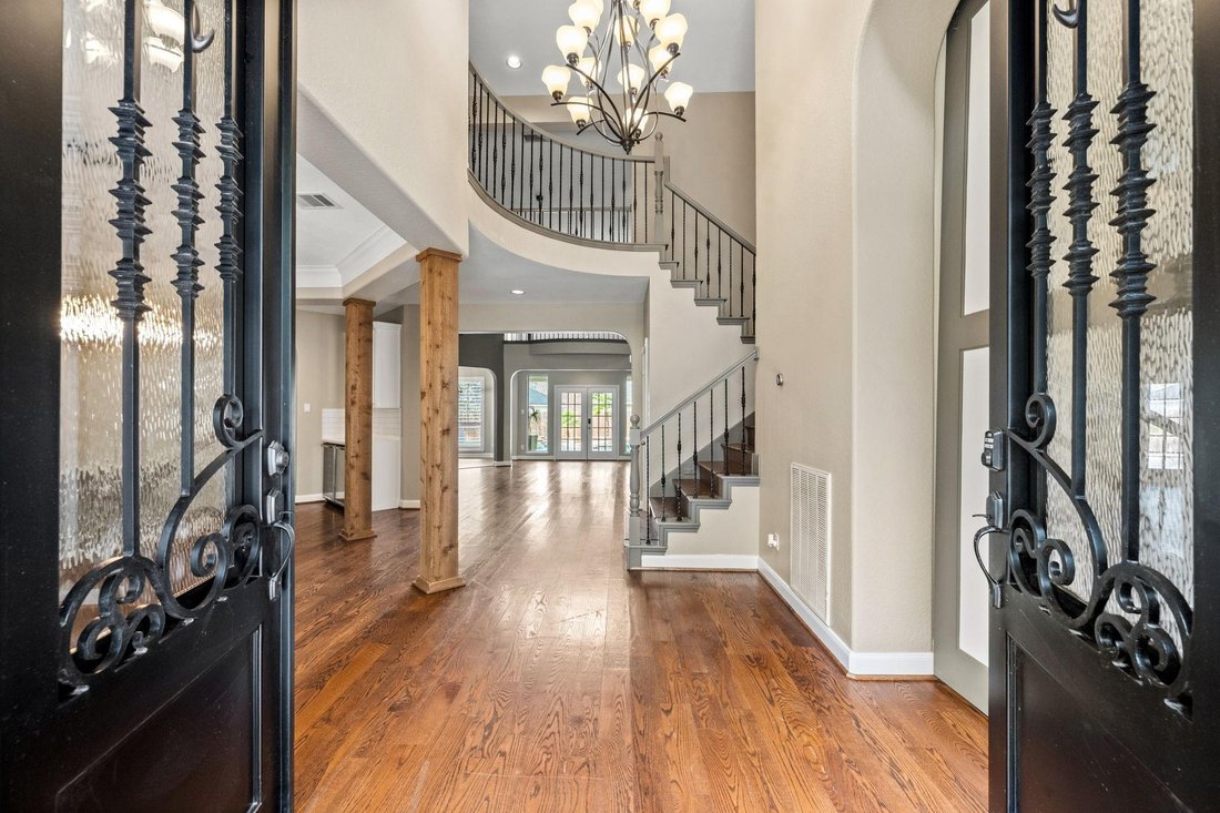 House in Houston, Texas, United States 5 - 18842896