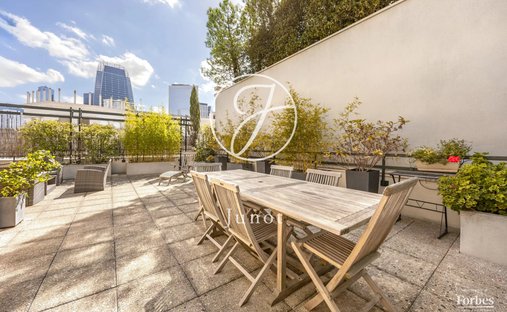 Apartamento en Faubourg de l'Arche, Courbevoie, Francia 1