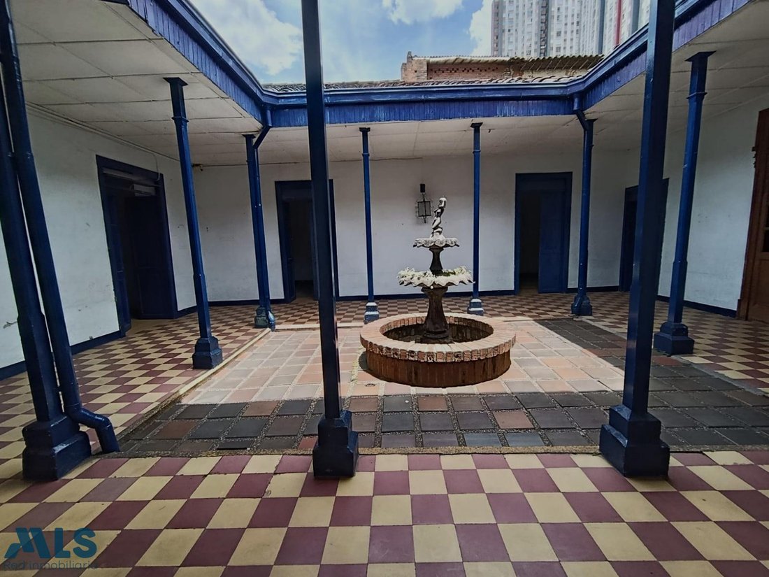 House in Medellín, Antioquia, Colombia 2 - 18850025