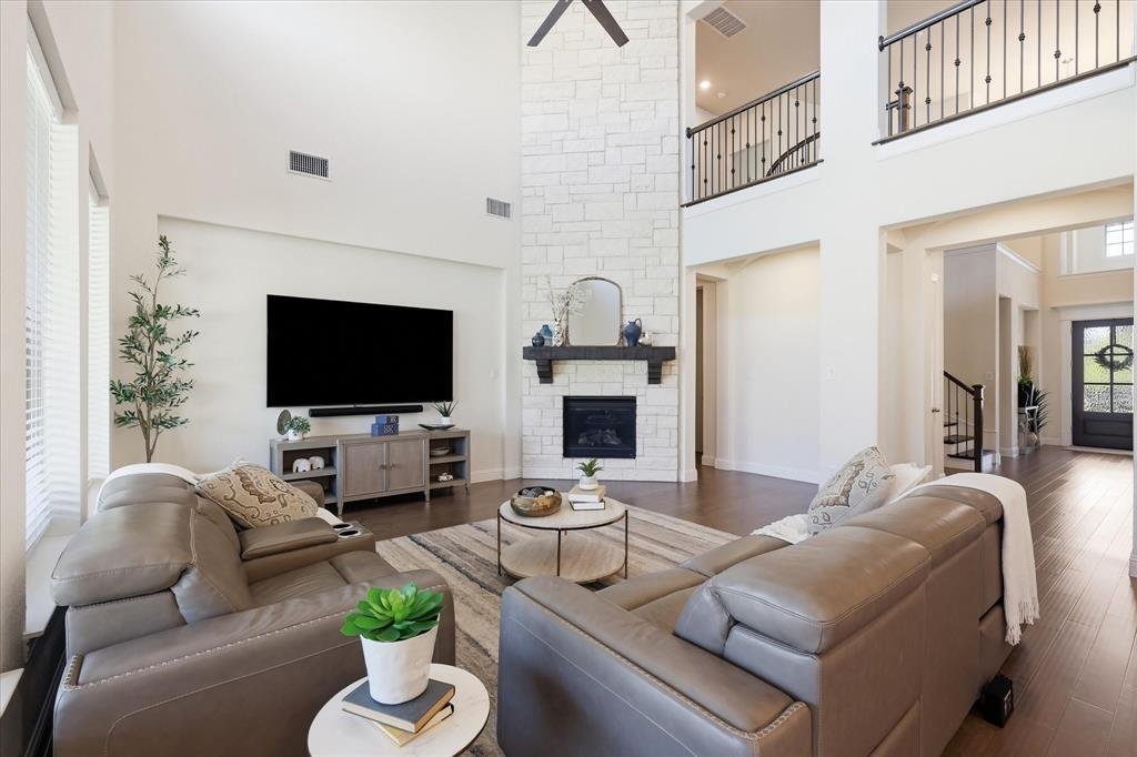 House in Lantana, Texas, United States 2 - 18842708