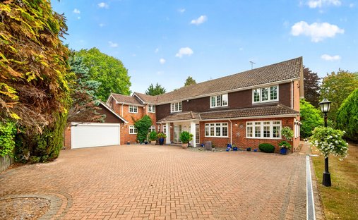 Casa a Farnham Royal, Inghilterra 1