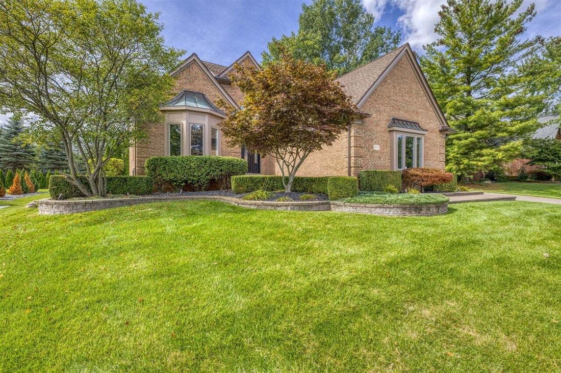 House in Rochester Hills, Michigan, United States 3 - 18846460