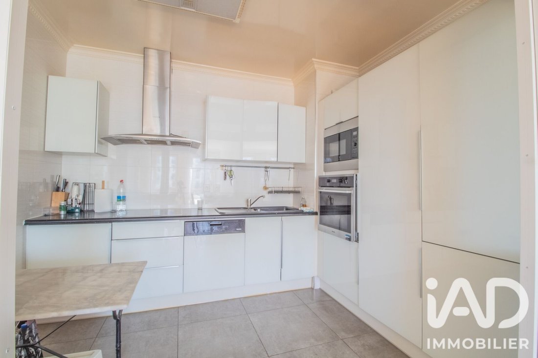 Apartment in Charles-Hermite-Evangile, Paris 18e Arrondissement, Paris 4 - 18855752