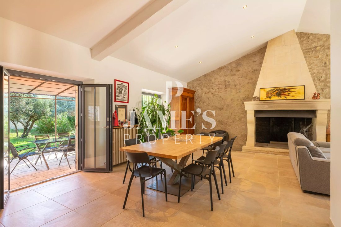 Casa en Eygalières, Provenza-Alpes-Costa Azul, Francia 4 - 18851673