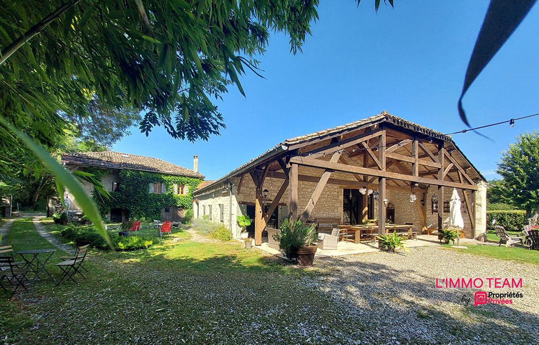 Villa in Montcuq, Montcuq-en-Quercy-Blanc, France 3 - 18302931
