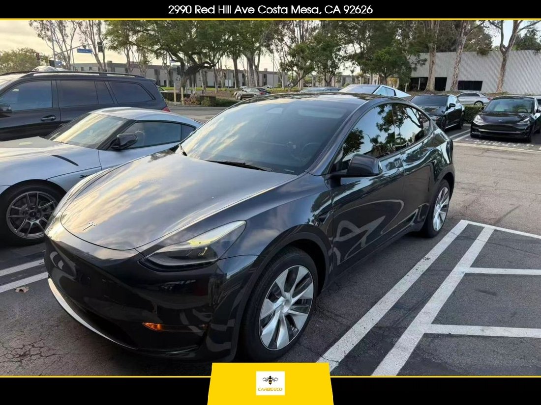 Suv in Costa Mesa, CA, United States 1 - 18856007