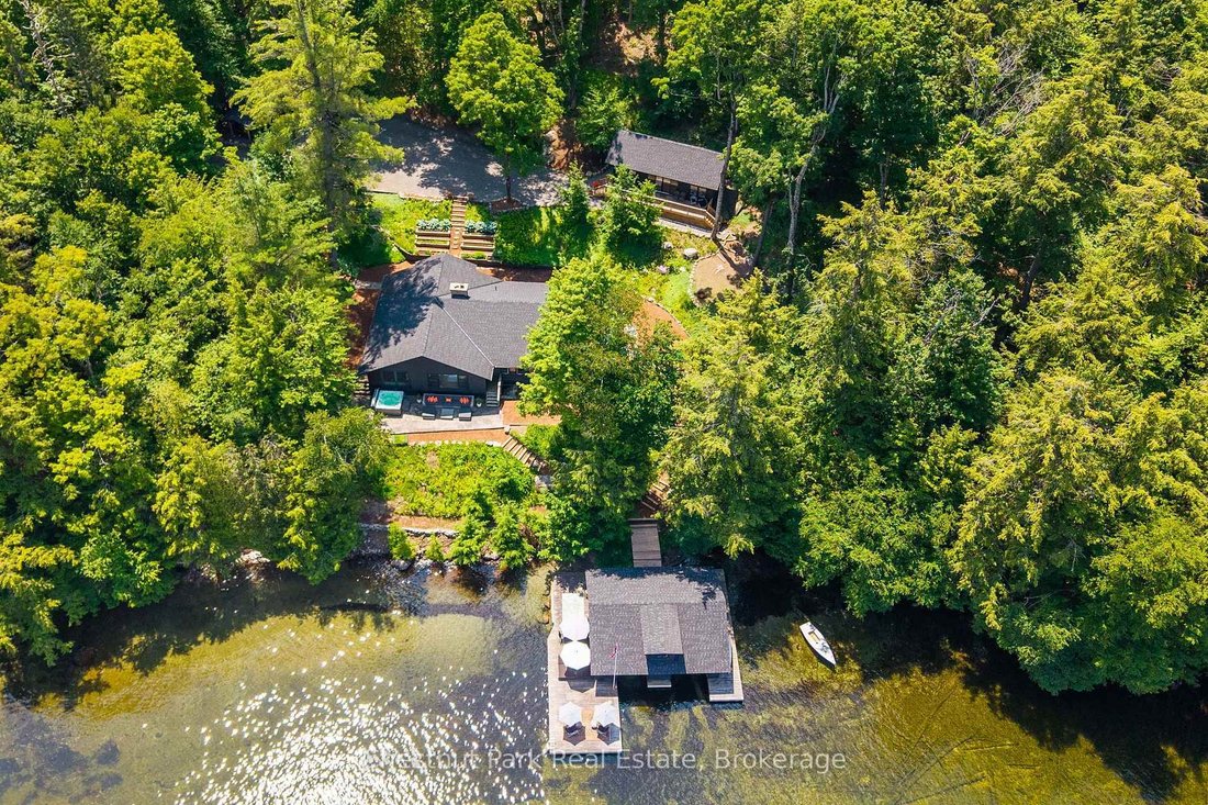 Casa en Muskoka Lakes, Ontario, Canadá 1 - 18850480