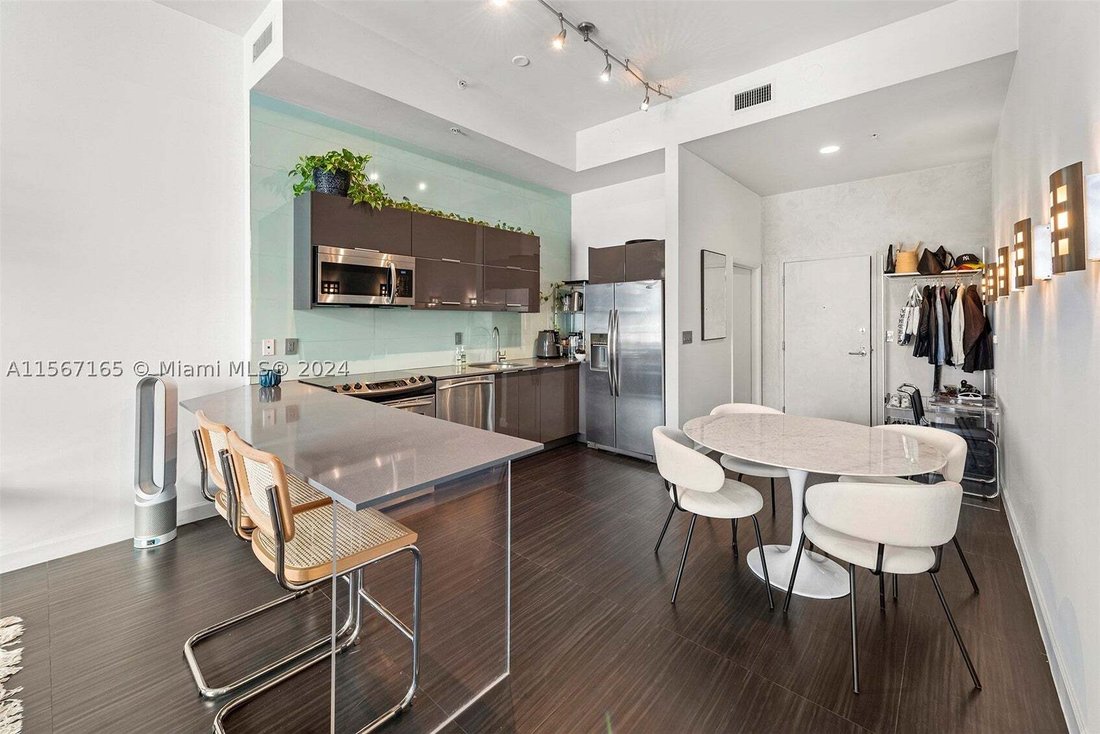 Condo in Miami Beach, Florida, United States 5 - 17204491