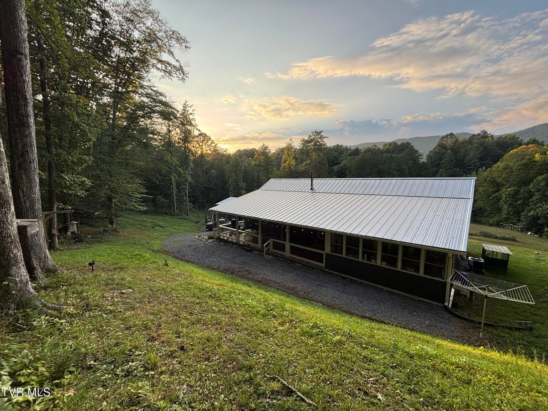 House in Rogersville, Tennessee, United States 4 - 18632214