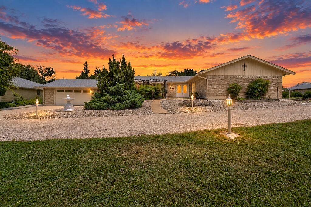Casa a Kerrville, Texas, Stati Uniti 1 - 17539889