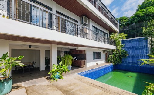House in Quezon City, Metro Manila, Philippines 1