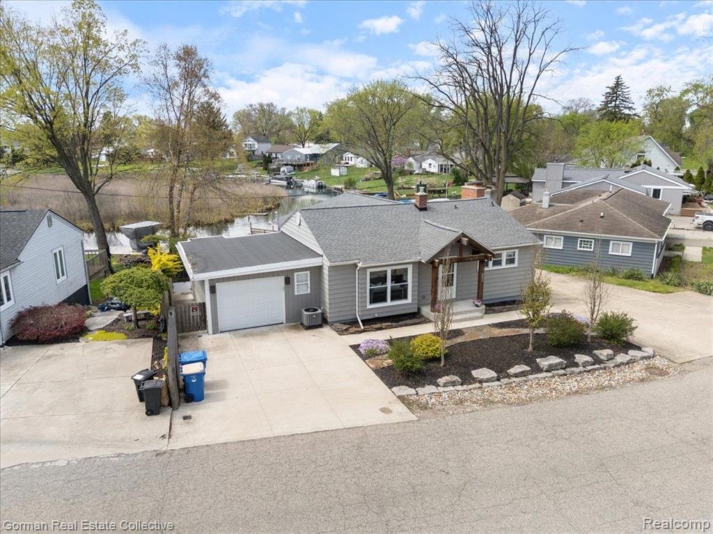 House in Pontiac, Michigan, United States 2 - 18854692