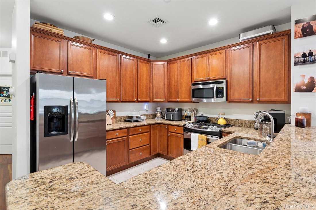 Condo in Oceanside, New York, United States 5 - 18834551