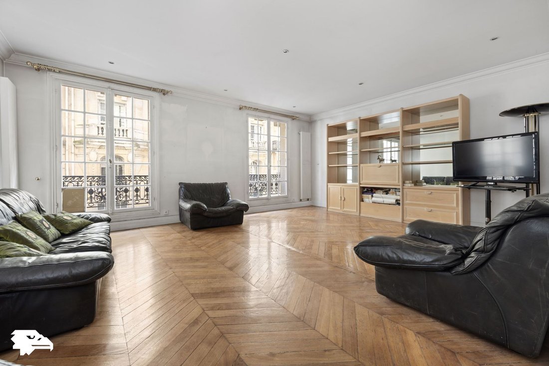 Apartment in Saint Philippe du Roule, Paris 8e Arrondissement, Paris 1 - 18848004