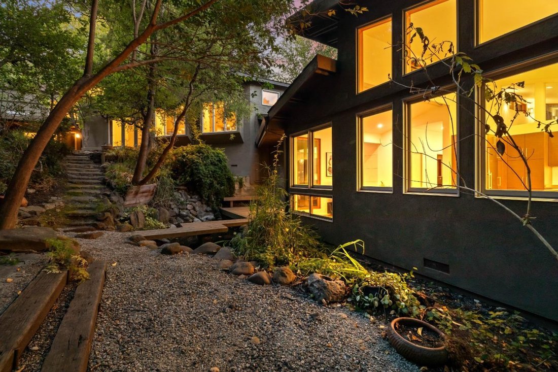 House in Soquel, California, United States 1 - 18842024