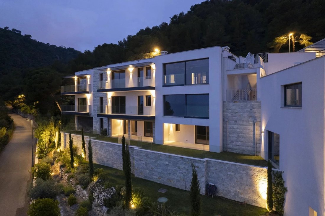 Villa en Èze, Provenza-Alpes-Costa Azul, Francia 5 - 18843985