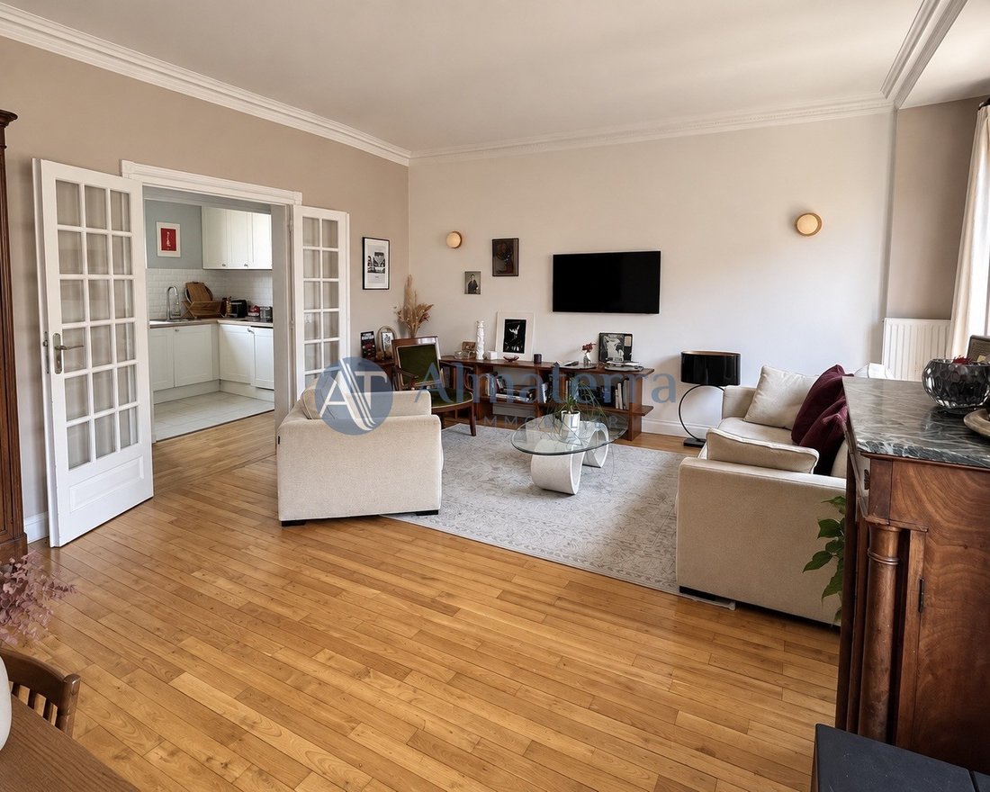 Apartment in Centre-Voltaire, Asnières-sur-Seine, France 3 - 18848007