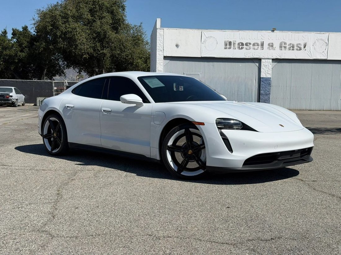 Sedan in Azusa, CA, United States 1 - 18850664