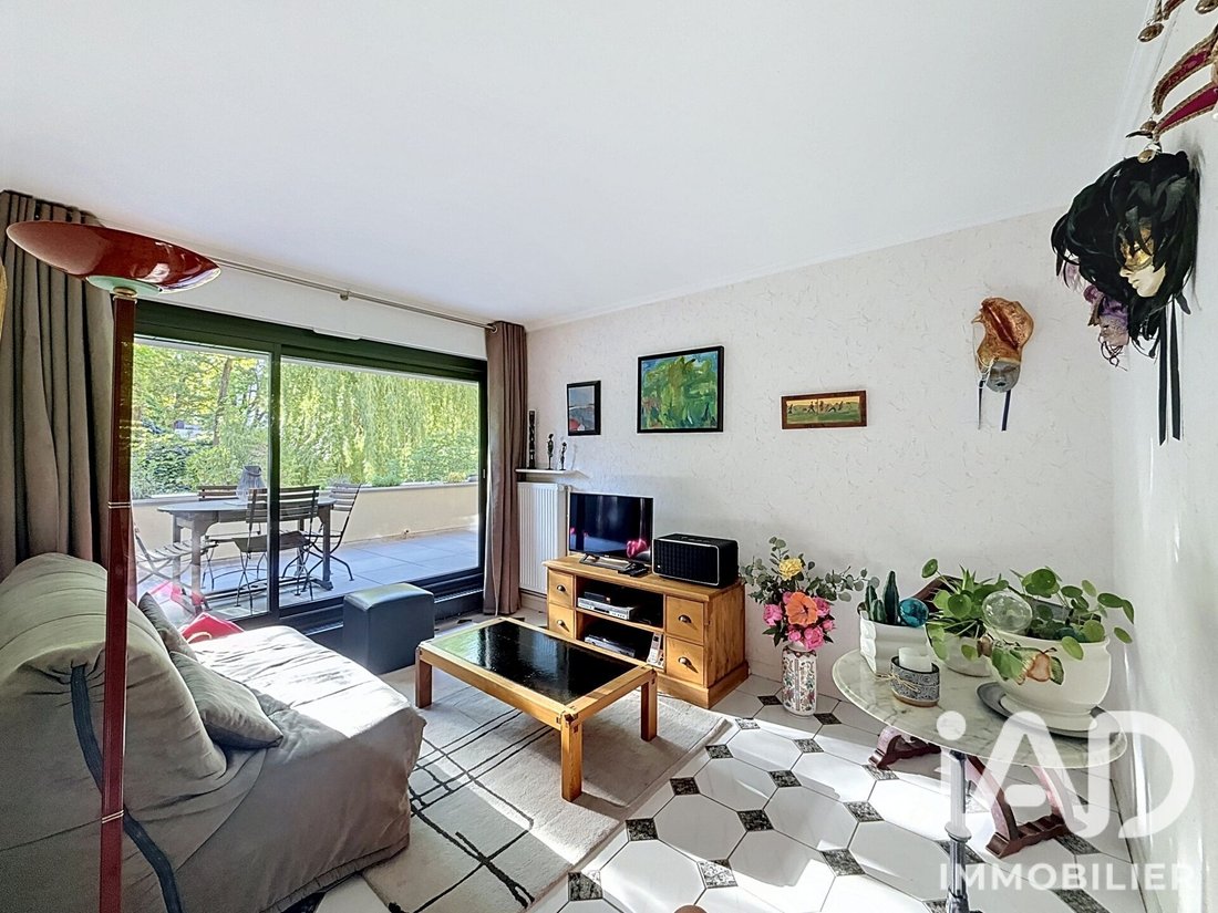 Apartment in Les Gros Chenes-Les Godets-Le Grand Clos, Verrières-le-Buisson, France 4 - 18855770