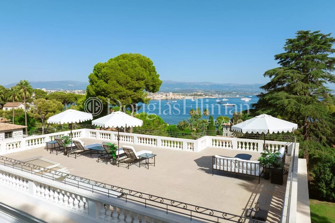 Villa in Antibes, Provence-Alpes-Côte d'Azur, France 5 - 16898446