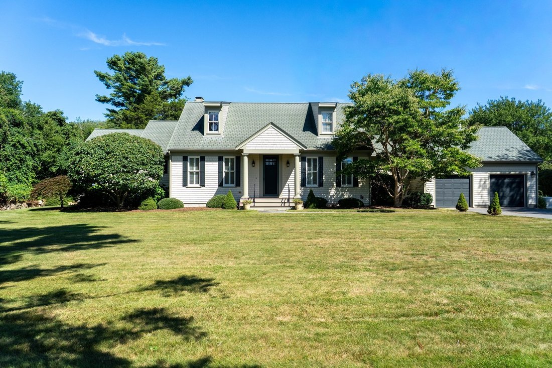 House in Dartmouth, Massachusetts, United States 4 - 18855132