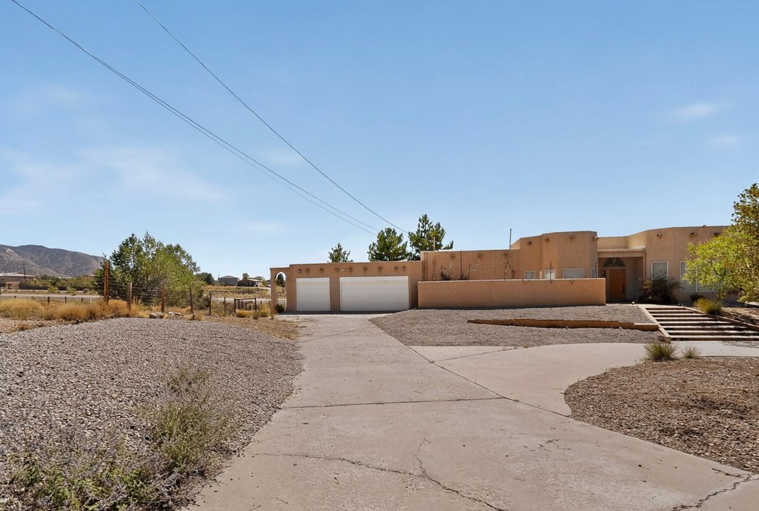 House in Albuquerque, New Mexico, United States 4 - 18799665