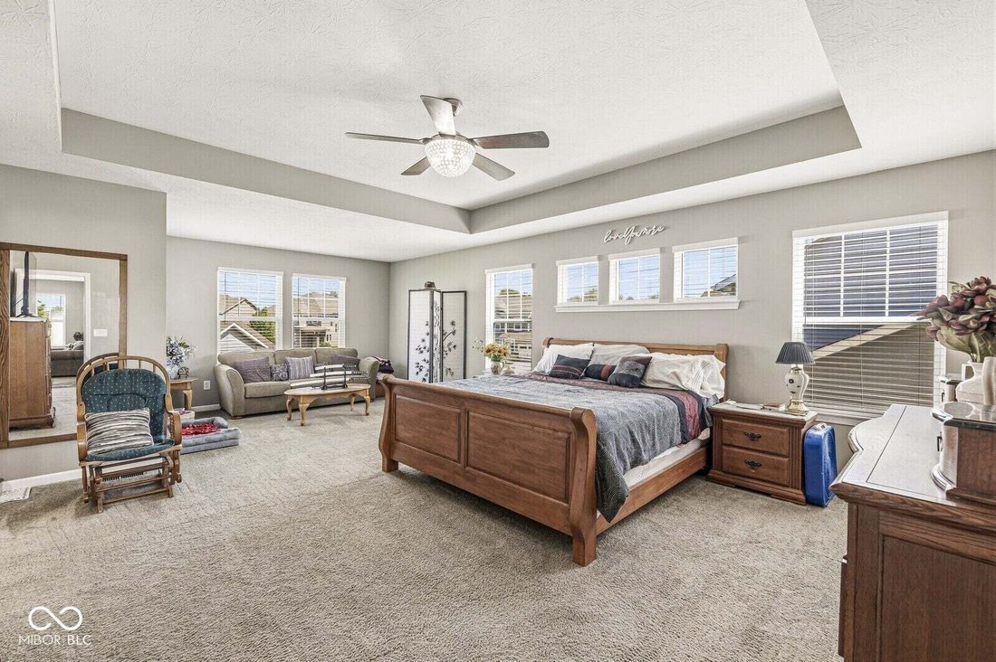 House in Zionsville, Indiana, United States 4 - 18845026