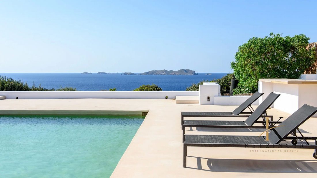 Villa in Sant Joan de Labritja, Balearic Islands, Spain 2 - 16490858