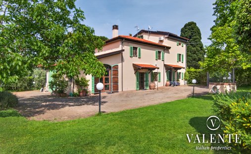 Villa in Fauglia, Tuscany, Italy 1