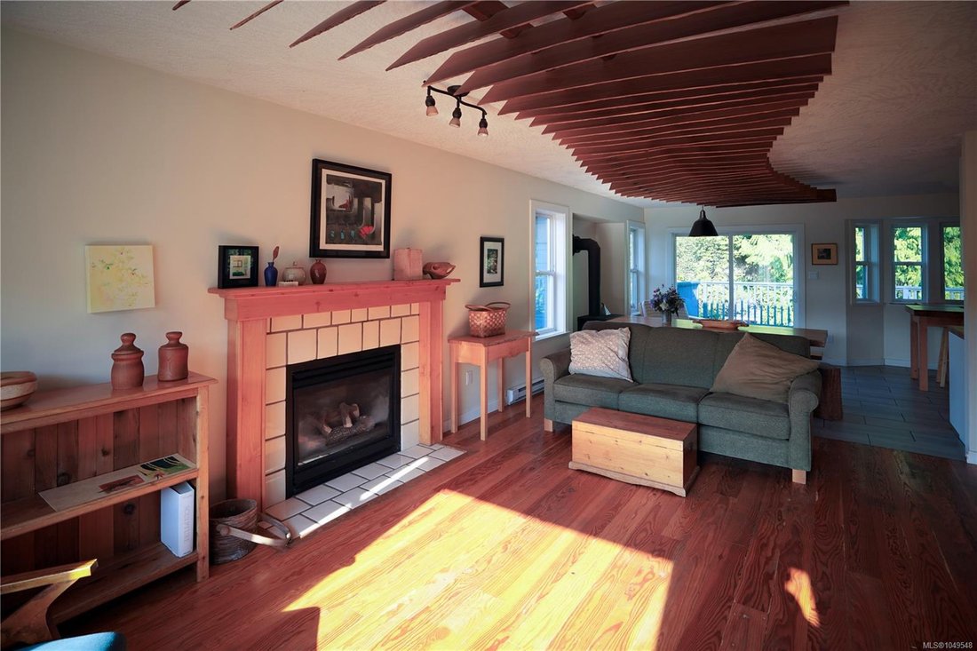 House in Tofino, British Columbia, Canada 4 - 18857474