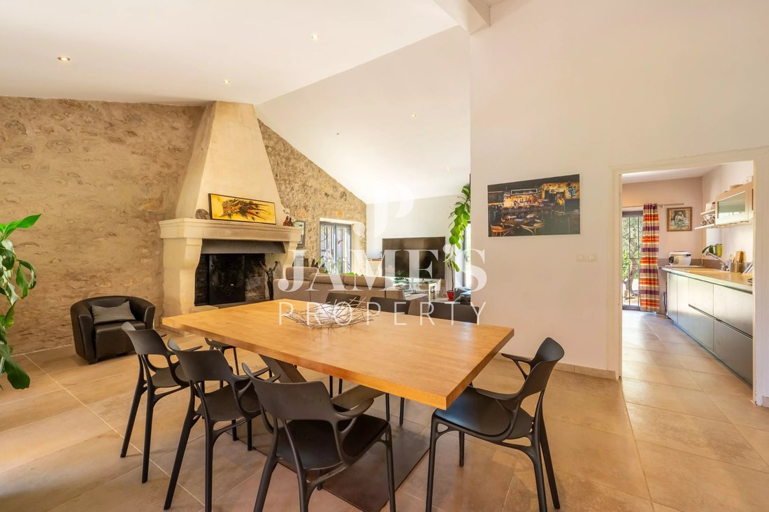 Casa en Eygalières, Provenza-Alpes-Costa Azul, Francia 3 - 18851673