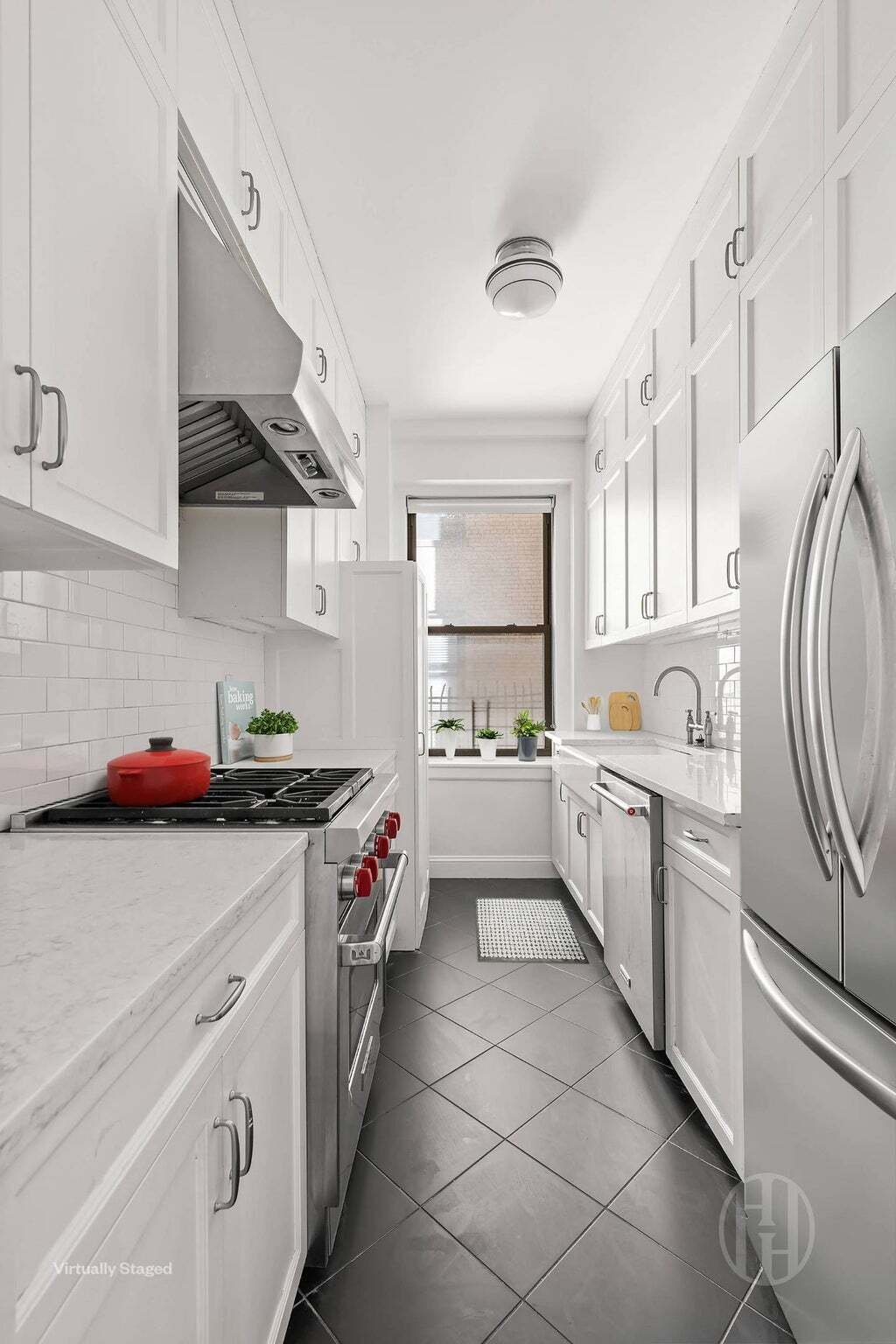 Co Op in New York, New York, United States 4 - 18848793