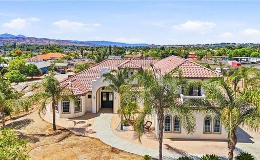 House in Perris, California, United States 1