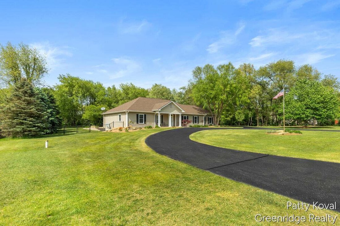 House in Middleville, Michigan, United States 2 - 18846534
