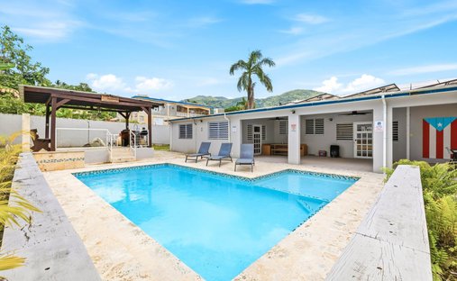House in Palmer, Río Grande, Puerto Rico 1