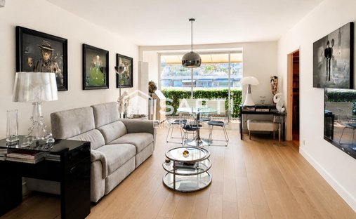 Apartment in Zone Est Diffuse, Saint-Tropez, France 1