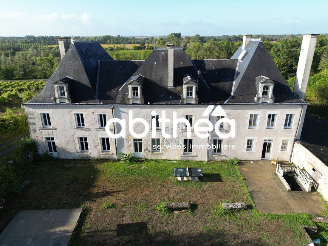 Finca en Dompierre-sur-Charente, Nueva Aquitania, Francia 1 - 18855926