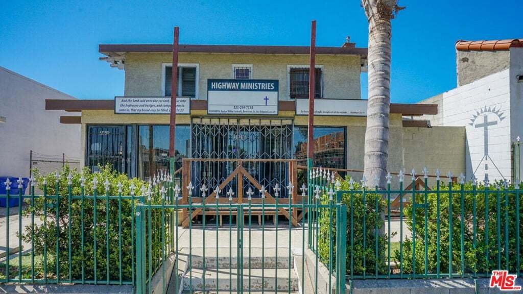 Los Angeles, California, United States 1 - 18845386