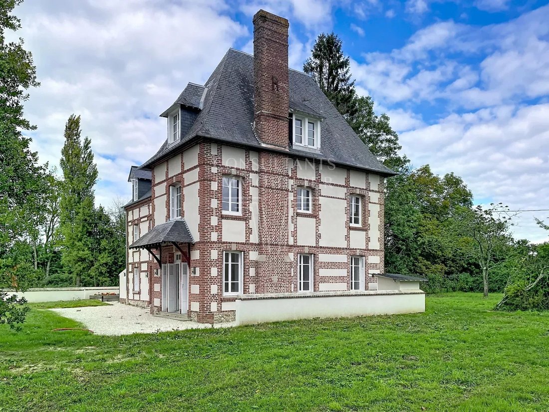 House in Deauville, Normandy, France 2 - 18851839