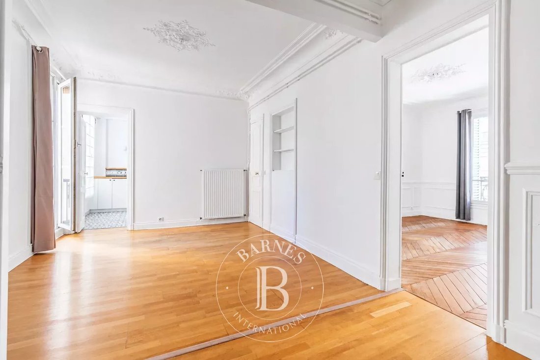 Apartment in Courcelles-Wagram, Paris 17e Arrondissement, Paris 5 - 18769671