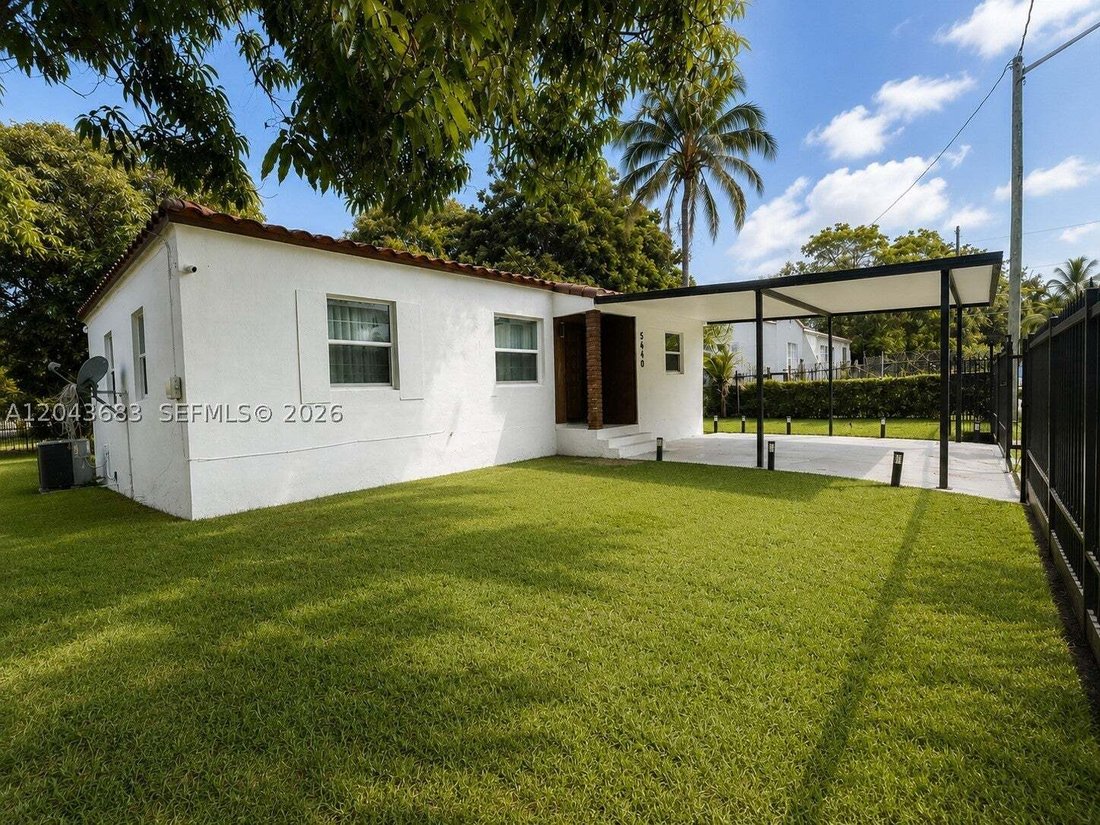Casa a Miami, Florida, Stati Uniti 1 - 18534769