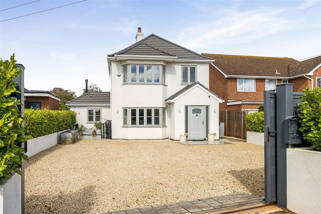 House in Solent Breezes, Fareham, England 1 - 18845413