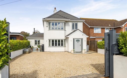 House in Solent Breezes, Fareham, England 1