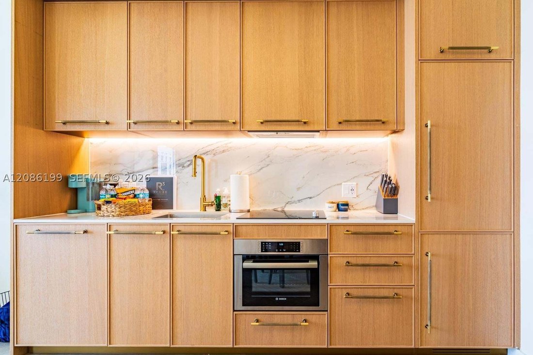 Condominio en Miami, Florida, Estados Unidos 3 - 18845983