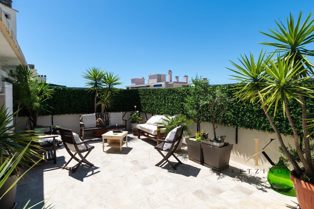 Apartment in Les Cougoulins-Rastines, Antibes, France 1 - 18452497