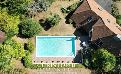 Haus in Montardon, Neu-Aquitanien, Frankreich 1