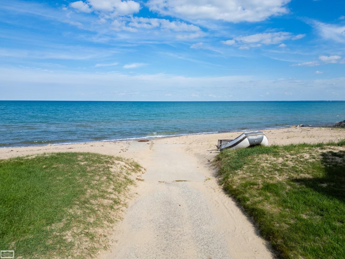House in Fort Gratiot, Michigan, United States 3 - 18846526