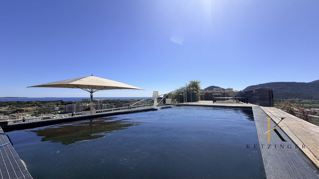 Apartment in Mandelieu-la-Napoule, Provence-Alpes-Côte d'Azur, France 1 - 17566879