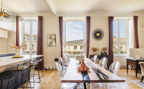 Apartment in Hôtel de Ville-Quinconce-Saint Seurin-Fondaudège, Bordeaux, France 1