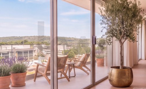 Wohnung in Carnaxide und Queijas, Lissabon, Portugal 1